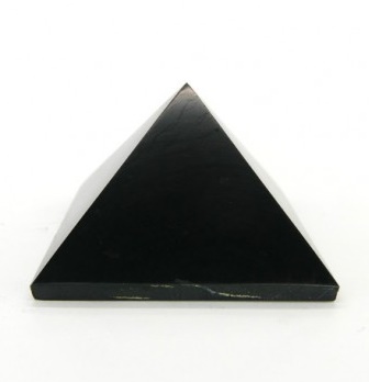 Pirámide Shungit  10 x10 cm 2599