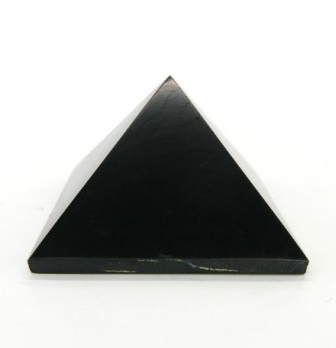 Pirámide Shungit brillante 10 x10 cm 2598