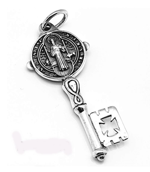 Colgante llave de San Benito 48043