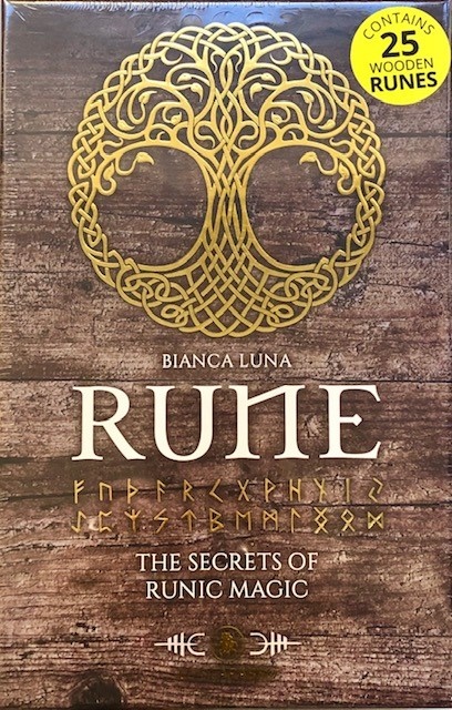 Rune : The secrets of runic magic